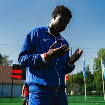 Rapaa132's profile picture. Le monde ou rien  🧠🏴‍☠️