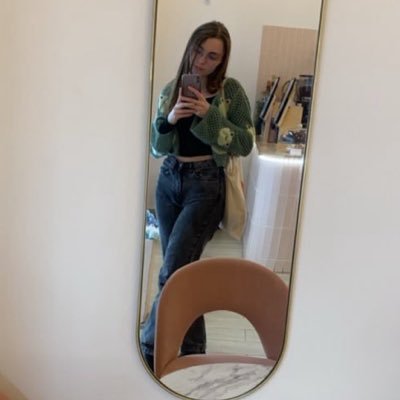 ImTheMoood's profile picture. La folle de Valo à qui tu parles pour pas qu’elle te tue || @remakeval || Berlioz ❤️