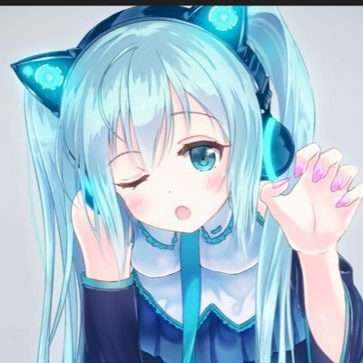 poppymintt's profile picture. 