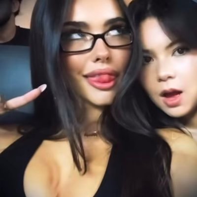 vicxiousjeon's profile picture. 