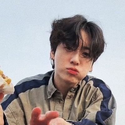 mytimeis613's profile picture. ᥫ᭡.        loving 𝗷𝗲𝗼𝗻 𝗷𝘂𝗻𝗴𝗸𝗼𝗼𝗸 🎤✨