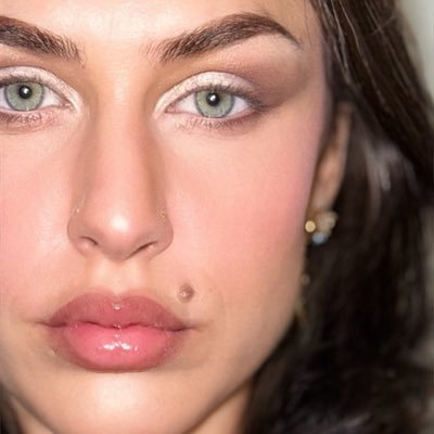 Mamacita189's profile picture. 𝓑𝓵𝓮𝓼𝓼𝓮𝓭 🇨🇺🇭🇷 ♓︎