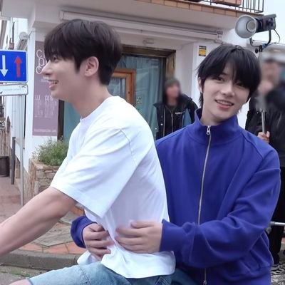 andrea042413's profile picture. I love music, books, cats, kdramas, kpop (TXT-OT5), cdramas, jdramas and make-up :) ISTJ🫰
Beomgyu x Taehyun are my 💖 🧸🐈✨🇵🇭