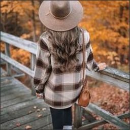 Eabluini70761's profile picture. 