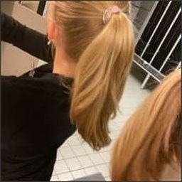 Ravou295283's profile picture. 