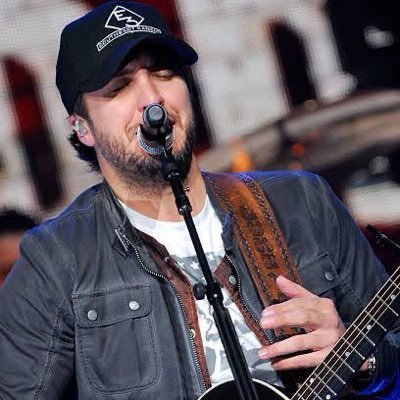 LukeBryan86045's profile picture. 