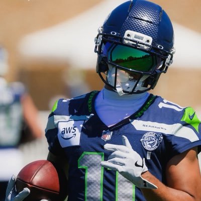 HawksOwnTheWest's profile picture. 23| #Seahawks #TridentsUp #Seizethemoment #RipCity #SeaKraken| Zach Charbonnet FC Leader | 🇲🇽