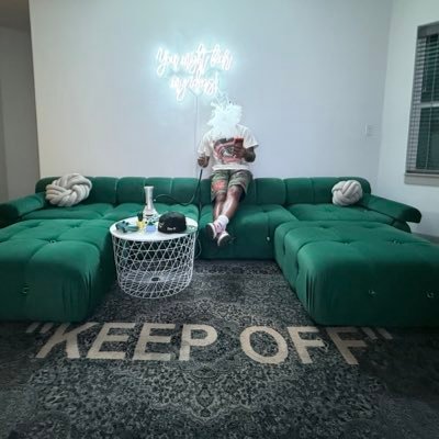 SolesB4uHos's profile picture. did you forget? do it for life!