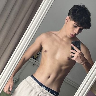 boysvip30's profile picture. https://t.co/qw1y3oP0vz