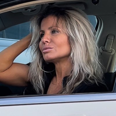 LisaFitsU3's profile picture. College soccer mom. Bama Fan🐘now in SLC. Professional photographer, fitness, family, football, food. 2 healthy recipe e-books coming. IG: @lisafitsu3 #rolltide