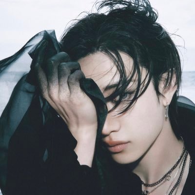 321sla123's profile picture. gosto de skz, katseye, xlov, enhypen, ateez, froggtv, coelho rosa, arcane, ordem paranormal, (tô começando) crochê e é isso🤙