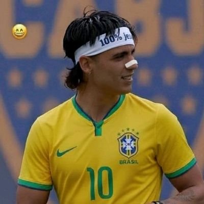 tiagoxeneize26's profile picture. zeballos con vincha es el mejor jugador que vi en mi vida