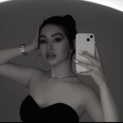 mhiivvv's profile picture. https://t.co/YK167rwIiQ