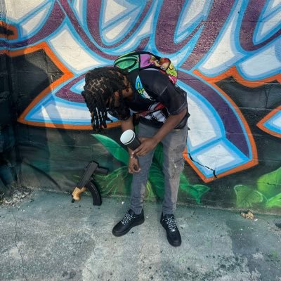 qu3hilfiger's profile picture. 