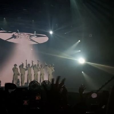 nixxnii3's profile picture. kpop stan い🍡 ˓ 𝙻𝚄𝚅  ୧ ˖ ˘ᵕ˘  
    🏷️ ୧ anime 'nd games enyojer