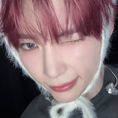 hanbinasylum's profile picture. SOURCE: the voices in my head