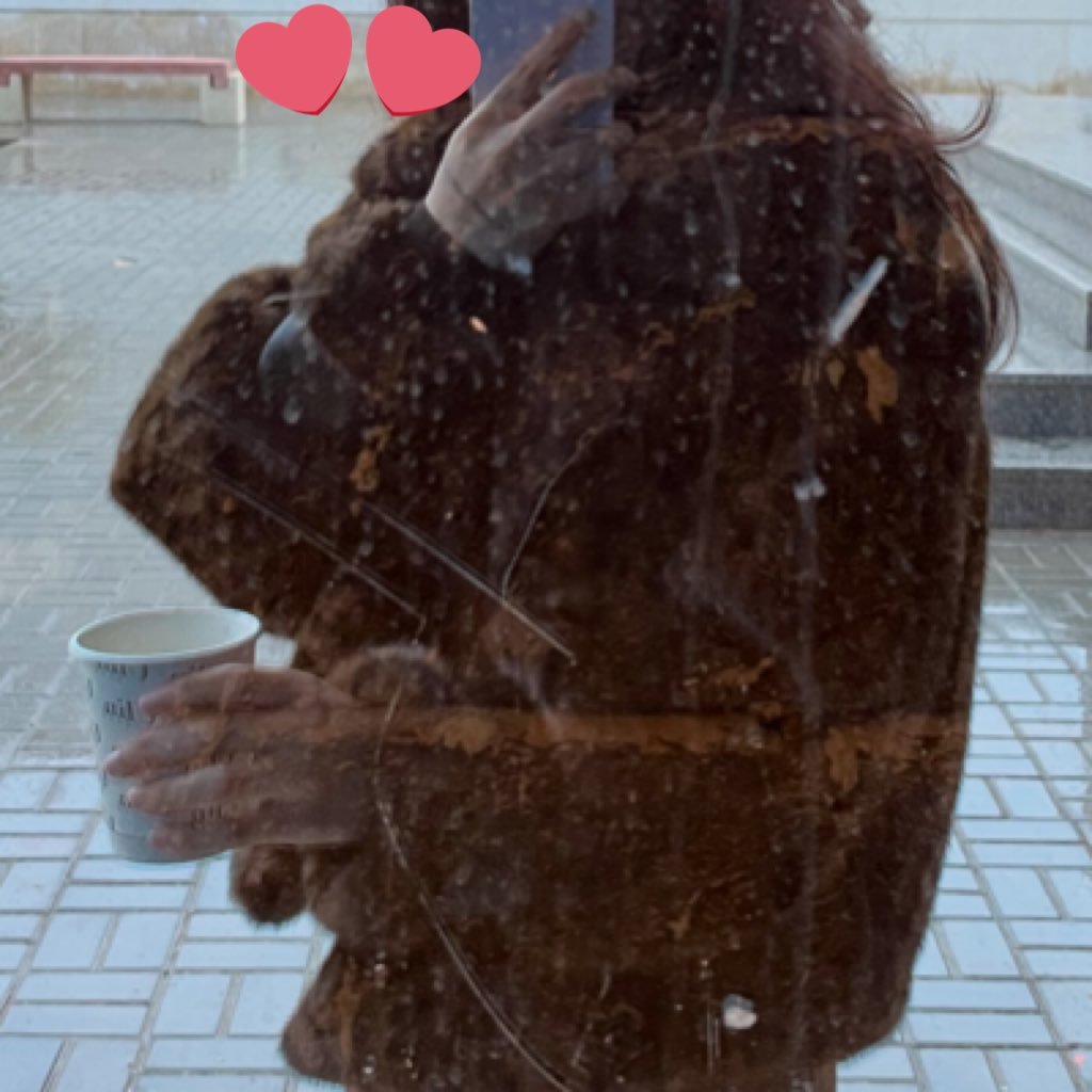 M0Oli0's profile picture. 👷🏻‍♀️