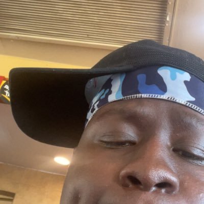 robbehoopintho's profile picture. 