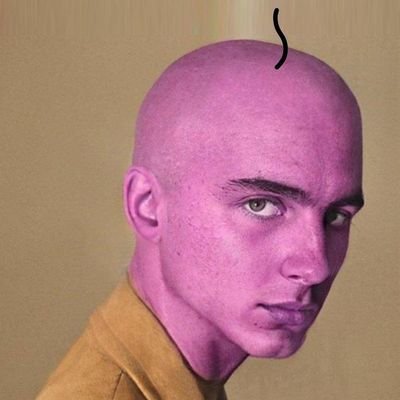 zazaniiii's profile picture. 