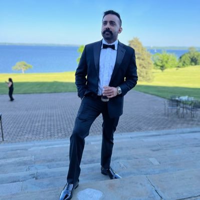 snuspine1's profile picture. Siberian Husky Dad 🐕 in SoFla MD - @BUMedicine Orthopaedic Surgeon - @harvardortho Spine Surgeon - Leatherman Spine Fellowship