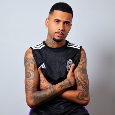 djjoaodoarara's profile picture. Shows ☎️: 21 96462-4908