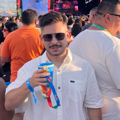 oluizinhooo's profile picture. https://t.co/9JQLoXvoa3