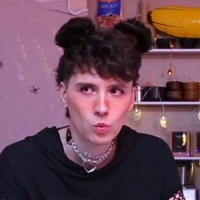 nandodelacruz_'s profile picture. doing whatever on here / 23