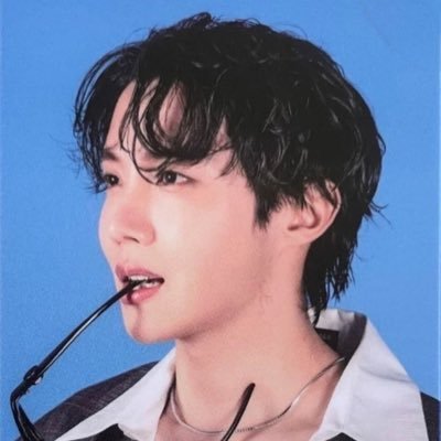 stopbyjhope's profile picture. j-hope on stage is like a bird that flies with freedom.