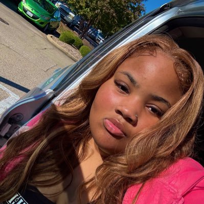 JadaaSaraii's profile picture. UofM💙📍 BecomingHER ⏳💎 InDueTime💕⏱️🙏🏽 Instagram🤤💓: jadaasaraii