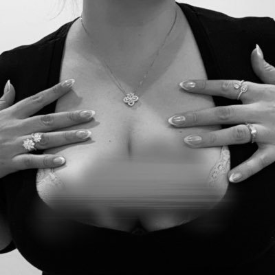 diamondbeby222's profile picture. 27F THICC SNOW BUNNY FINDOM | FEMDOM | SOFT WITH A HARD EDGE | KINK FRIENDLY | SPOIL ME PUNKS❤️‍🔥