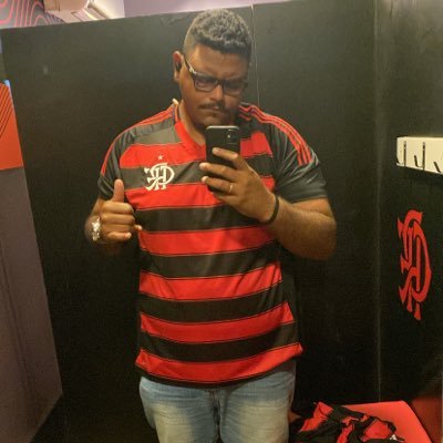 RaiFerreira01's profile picture. Comentando de tudo e amando o futebol. @flamengo @chelsea @realmadrid 👩🏻‍❤️‍👨🏾