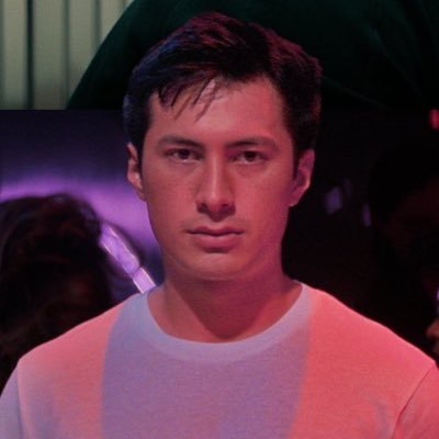 ItsHollanover's profile picture. hollanov 🫰!