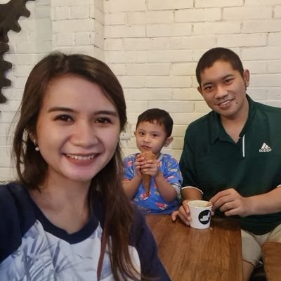 Indralfiandis's profile picture. Giveaway hunter on a lucky streak 🔥 Some people dream, I retweet 🌙