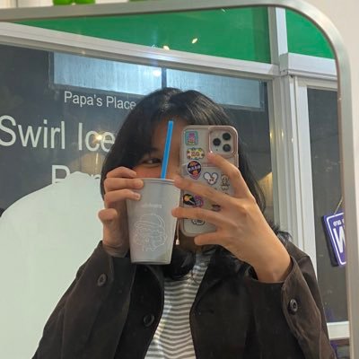 eypuiu's profile picture. cogito ergo sum