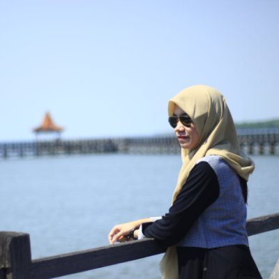 frisca_27's profile picture. 30 y.o | acne fighters | oily skin with pie & pih 💙