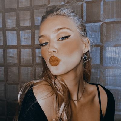 controllingtwin's profile picture. 〃𝐁𝐈𝐒𝐄𝐗𝐔𝐀𝐋   .𖥔 ݁  𝓣ʀᴇᴍᴀɪɴᴇ 𝓕ᴀᴍɪʟʏ 𓂃 Because the smell of freshly ordered food is the best thing in the world 𓄧「  𝗯𝗮𝗸𝗲𝗿  」