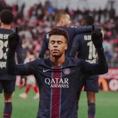 MathisPineau7's profile picture. @PSG_inside ❤️💙 #M8WIN
