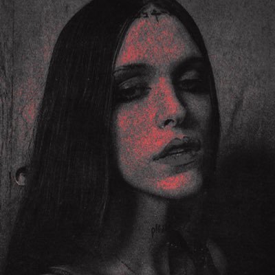 DEADBUTTERFLlES's profile picture. ⠀ ⠀ ⠀ 𝒚𝒐𝒖𝒓 𝒃͟𝒆͟𝒂͟𝒖͟𝒕͟𝒚͟ 𝓷𝒆𝒗𝒆𝒓 𝒆𝒗𝒆𝒓 𝒔𝒄𝒂𝒓𝒆𝒅 𝒎𝒆 , @GILDEDREQUIEM