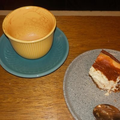 teakooi's profile picture. 