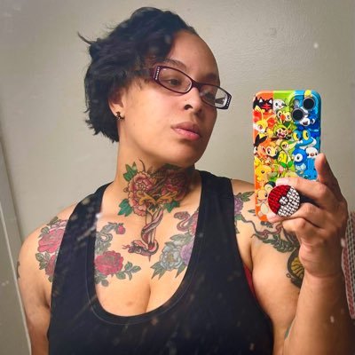 jewlecho's profile picture. I’m just here, nothing more _(:3 」∠)_ || Mainly posts about: video games, cute animals + artwork + laughs + my current obsessions || 🤔🤔🤷‍♀️ Header: @ImJay_3D