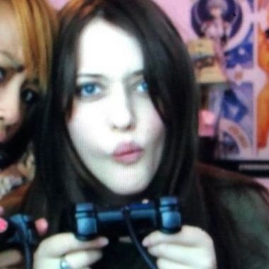 minsngqueerbait's profile picture.