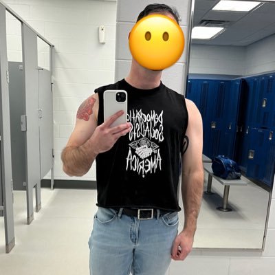 nocapdistrict's profile picture. 🌹 Organizer. ♠️ Communist. 📚 Lit Nerd. Views my own & probably someone else’s.