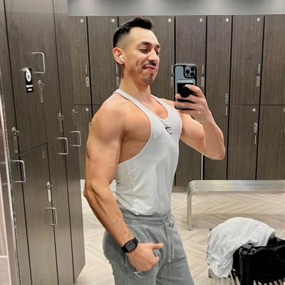 r_ramir3z_'s profile picture. 