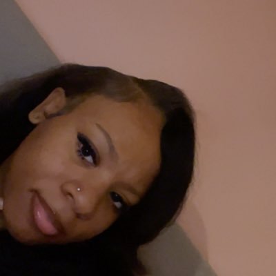 PrettygGirlK's profile picture. 