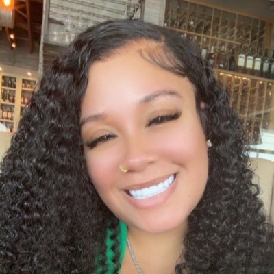 _DeJDollaz's profile picture. Breakups to Boss ups! Not your therapist, but I will tell you to leave him. If it’s not paying me or praising me, I’m not interested 💰 THE BIGGEST 😍