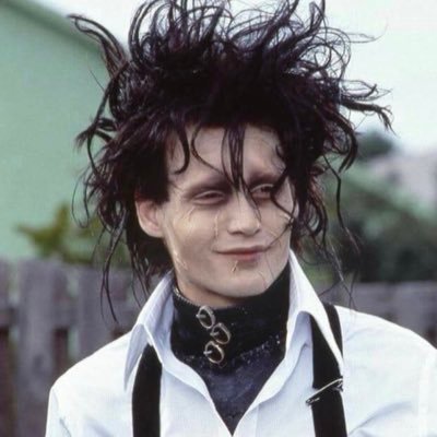 laksativv's profile picture. 