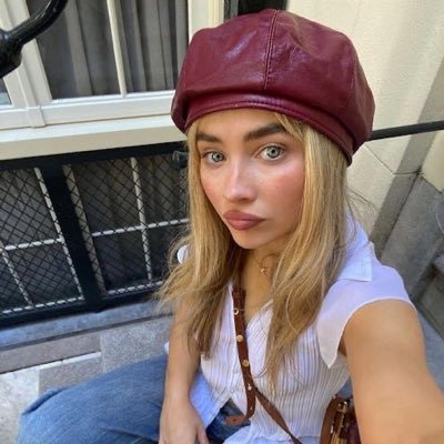 loudandmellow's profile picture. this is what the drugs are for | she/her