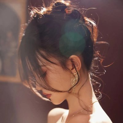 Asif90962787's profile picture. My life isn't big, but the photos I take are just right; the beauty and aesthetics are never compromised. 🌸