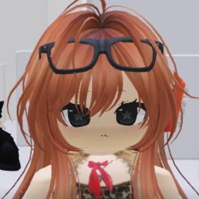 mestillshining's profile picture. kata bunda kuliah yang bener, yaudah iya