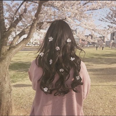 neobright_miki's profile picture. 🏆 トップライバーへの最短ルート ✴︎ 100％還元 × 専属マネージャー付き ✴︎ 未経験でも安心のトレーニングプログラム ✴︎ イベント・コラボ多数で露出アップ！